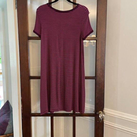 GAP Pink and Burgundy Striped T-Shirt Dress, Size Small. - Picture 5 of 5